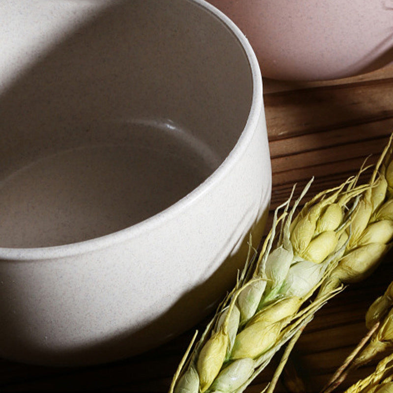 Anti scalding plastic bowl with wheat straw